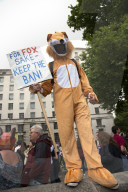 NEWS - Protest in London gegen Fuchsjagd