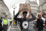 NEWS - Protest in London gegen Fuchsjagd