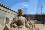 FEATURE - Sandskulpturen Festival in St. Petersburg