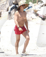 EXKLUSIV - Orlando Bloom mit einer 'Mystery Women' am Beach von Malibu