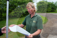 NEWS - Drama in britischem Zoo Tiger beisst Tierpflegerin tot