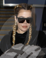 PEOPLE - "Duckmouth" - Hat sich Khloe Kardashian die Lippen aufgespritzt?