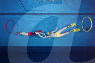 FEATURE - Wrestling unter Wasser