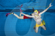 FEATURE - Wrestling unter Wasser