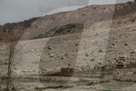 NEWS - Indonesien: Vulkan Sinabung spuckt immer noch Asche