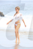 EXKLUSIV - Joanna Kruppa posiert sexy am Strand von Malibu