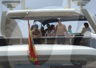 PEOPLE - Die spanischen Fussballer geniessen ihre Ferien