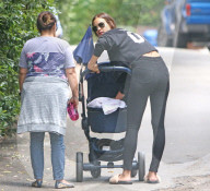 EXKLUSIV - Irina Shayk spaziert mit Baby Lea durch die Gegend