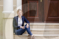 PORTRAIT - Larissa Marolt - Schauspielerin