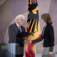 NEWS - Mecklenburg-Vorpommern: Manuela Schwesig wird neue Ministerpräsidentin