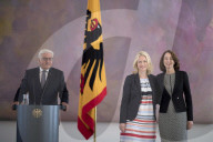 NEWS - Mecklenburg-Vorpommern: Manuela Schwesig wird neue Ministerpräsidentin