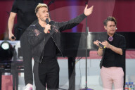 PEOPLE - Manchester: Ariana Grande und weitere Stars spielen am Benefiz-Konzert für die Opfer des Attentats