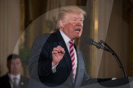 NEWS - Donald Trump fordert noch härteres Einreiseverbot