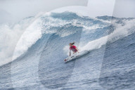 FEATURE - Surfwettbewerb Outerknown Fiji Pro
