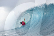 FEATURE - Surfwettbewerb Outerknown Fiji Pro