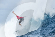 FEATURE - Surfwettbewerb Outerknown Fiji Pro