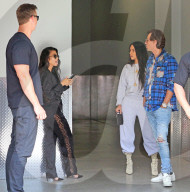 PEOPLE - Die Kardashians snapen die Paparazzi's