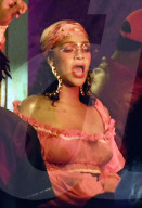 PEOPLE - Rihanna filmt in Miami ihr neues Musikvideo