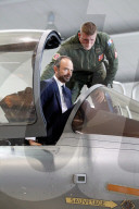 NEWS - Frankreich: Premierminister Edouard Philippe besucht den Luftwaffenstützpunkt in Saint-Dizier