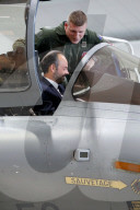 NEWS - Frankreich: Premierminister Edouard Philippe besucht den Luftwaffenstützpunkt in Saint-Dizier