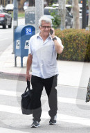 PEOPLE - Dustin Hoffman hat einen fröhlichen Tag