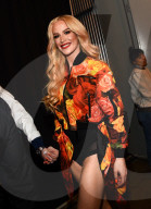 PEOPLE - Moschino Menswear & Women's Collection: Buntes Treiben Backstage