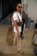 PEOPLE - Moschino Menswear & Women's Collection: Buntes Treiben Backstage