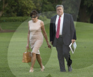 NEWS - Melania und Sohn Barron sind ins Weisse Haus gezogen