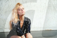 PEOPLE - Georgia May Jagger posiert für Volcom