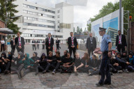 NEWS - Berlin: Aktivisten blockieren den G20-Afrika Gipfel 