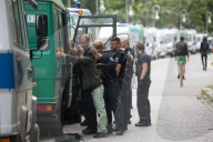 NEWS - Berlin: Aktivisten blockieren den G20-Afrika Gipfel 