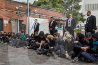 NEWS - Berlin: Aktivisten blockieren den G20-Afrika Gipfel 