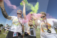 FEATURE - London: Colour Obstacle Rush im Kempton Park