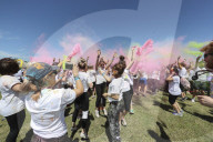 FEATURE - London: Colour Obstacle Rush im Kempton Park