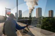 NEWS - London: Hochhaus Grenfell Tower steht komplett in Flammen