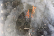 NEWS - London: Hochhaus Grenfell Tower steht komplett in Flammen