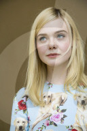 PORTRAIT - Elle Fanning
