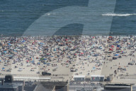 FEATURE - Heisser Sommer: Jones Beach bei New York