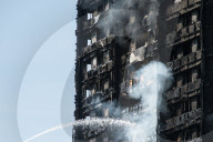 NEWS - London: Grossbrand im Wohnhaus Grenfell Tower