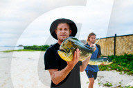 FEATURE - Surfwettbewerb Outerknown Fiji Pro