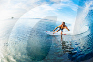 FEATURE - Surfwettbewerb Outerknown Fiji Pro