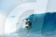 FEATURE - Surfwettbewerb Outerknown Fiji Pro