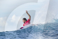FEATURE - Surfwettbewerb Outerknown Fiji Pro