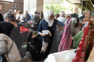 NEWS - London Brand Grenfell Tower: Bevölkerung spendet Sachen für die Überlebenden