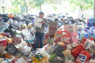 NEWS - London Brand Grenfell Tower: Bevölkerung spendet Sachen für die Überlebenden