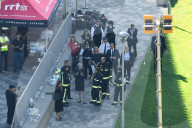 NEWS - Theresa May besucht die Brandruine des Grenfell Towers