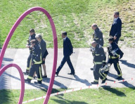 NEWS - Theresa May besucht die Brandruine des Grenfell Towers