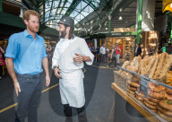 PEOPLE - Prinz Harry besucht den Borough Market nach dem Anschlag auf London Bridge