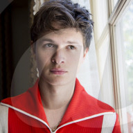 PORTRAIT - Anselt Elgort