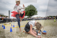 FEATURE - Skurril: Steckenpferd-Contest in Mannheim